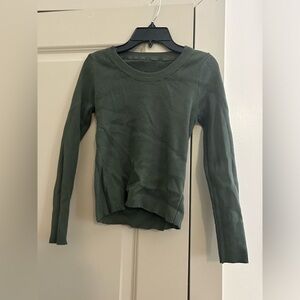 Fitted Green Long Sleeve Sweatshirt
